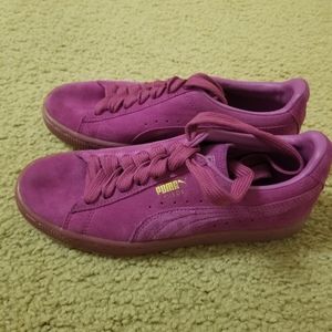 Puma suede purple shoes size 4